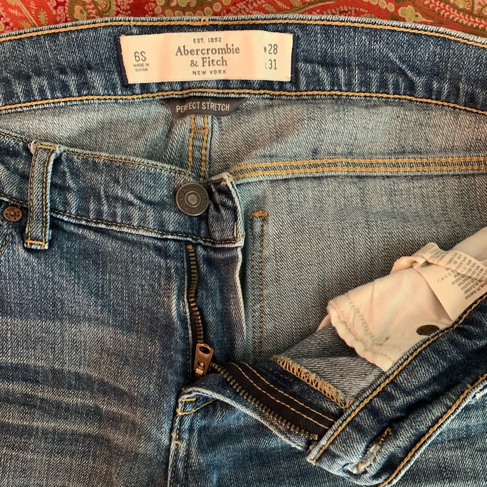 Abercrombie & Fitch boot cut jeans - Picture 4 of 4